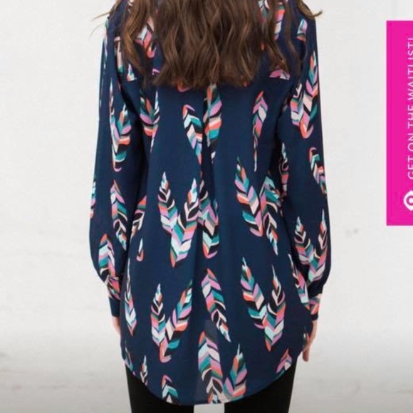 Crosby “Avery”  Tunic - Picture 2 of 5